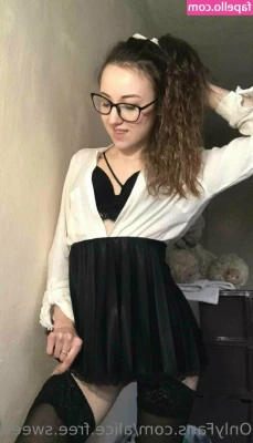 alice.free.sweets [ alice-free-sweets ] - It's a great dress to take off for you 😘