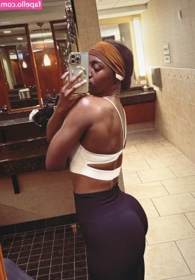 Queen Aminata [ queen-aminata ] - what a way to start the week!! I hope everyone had a spunktastic