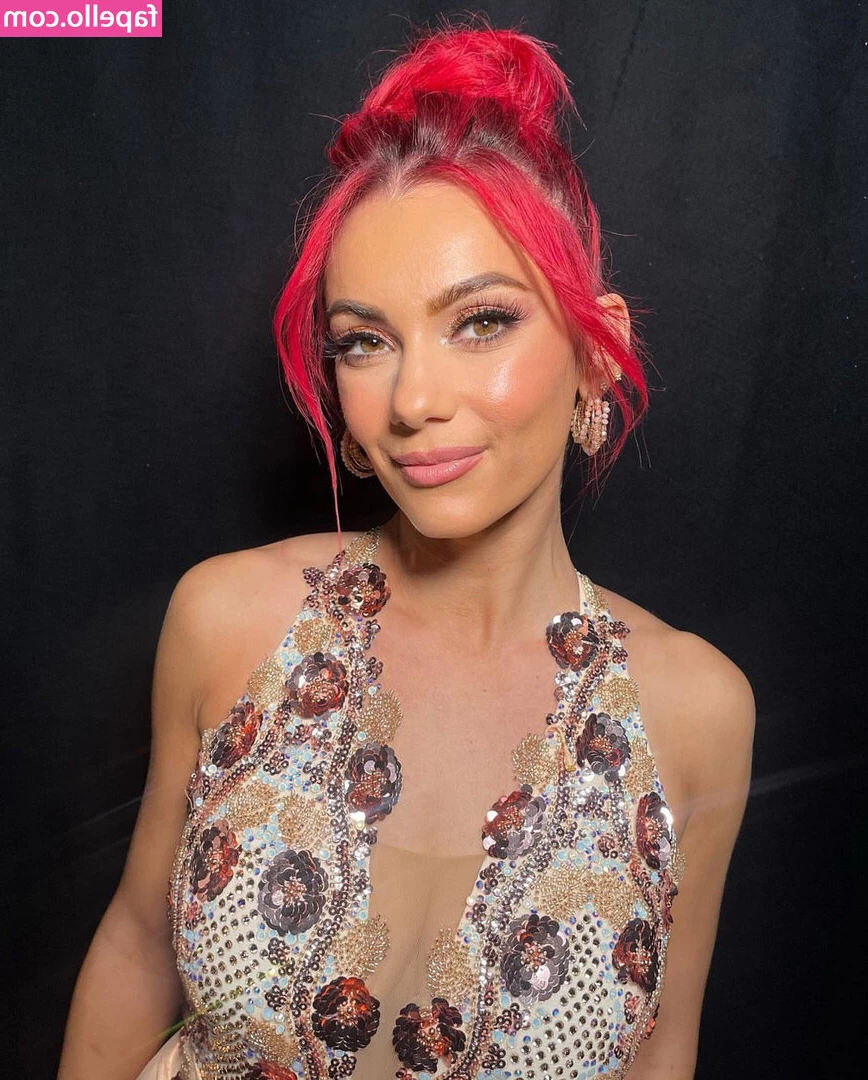 Dianne Buswell [ dianne-buswell ] - Come and fuck my hot ass