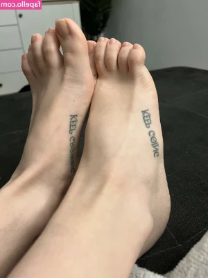 Maryjane Auryn [ maryjane-auryn ] - Slut me out
