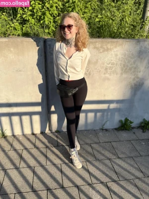Maryjane Auryn [ maryjane-auryn ] - The most perfect feet and sexy white toes 🤍🤍
