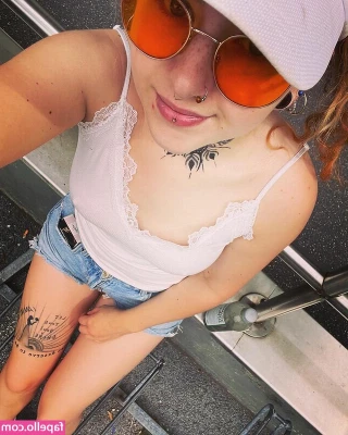 Maryjane Auryn [ maryjane-auryn ] - I m feeling horny tonight