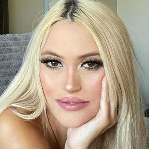 Pizzaqueen93