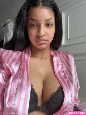 Foxybrown20 - Hello my slaves,  How was yesterday edging and gooning all day for