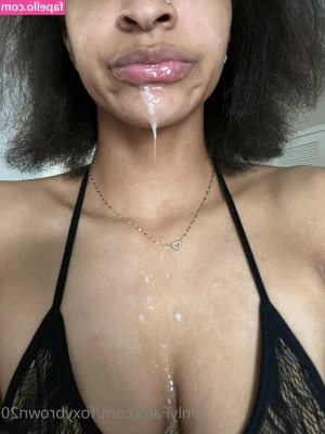 Foxybrown20 - Trying on new stuff  who wants to see more