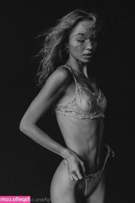 r_yzhaya [ r-yzhaya ] - Hemos practicado un poco con la fotografía boudoir    Que les parece