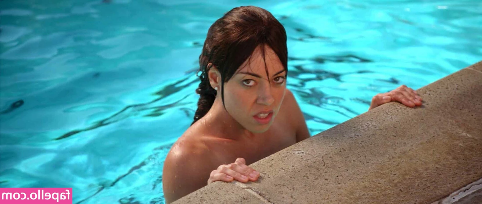 aubreyplaza - Glossier is taking forever and so am I, sorry on the content lag.
