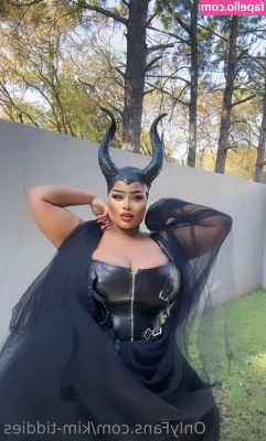 Kim Tiddies [ kim-tiddies ] - can you help me finish my school project ??? tell me if you want full