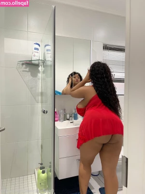 Kim Tiddies [ kim-tiddies ] - spreading this wet pussy open so you can shoot your cum load into me