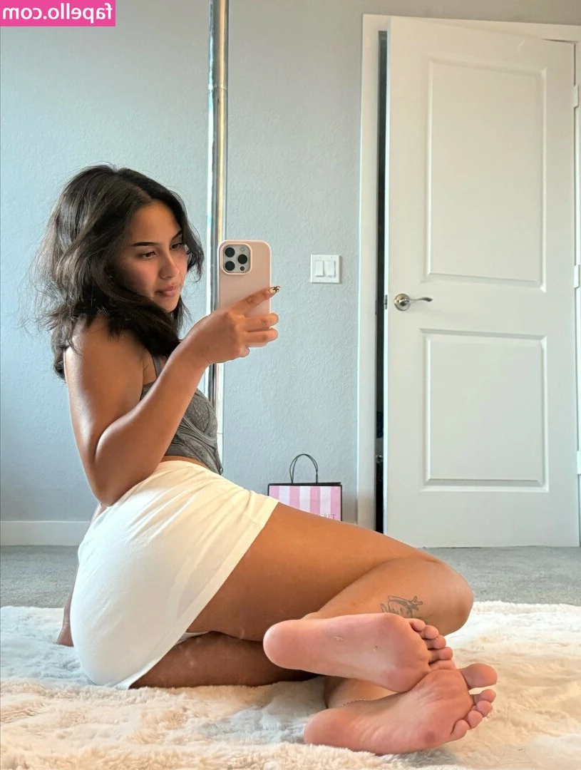 maneaterjade - Feeling really sexy in this 😇😈💦 Dm me so we can have some