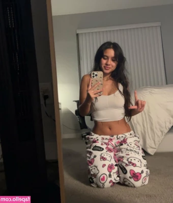 maneaterjade - LIKE this pic and 10 more and I ll send you a little something to