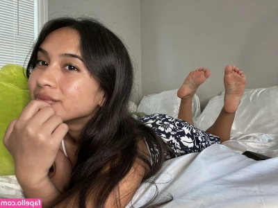 maneaterjade - I am hot