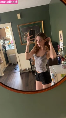 Soggyalien22 [ soggyalien22-5 ] - I was SO happy to have an audience watch Daddy beat my ass to the