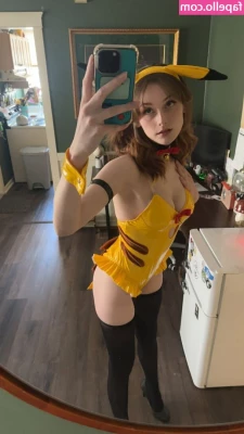 Soggyalien22 [ soggyalien22-5 ] - You guys voted for bunny girl and I delivered🎁🎁🔥🖤🐰