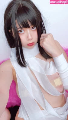 Hieey (海爾陛下 [ hieey ] - wohoo it s weekend guys  What plans do u have    naughty ones i hope 