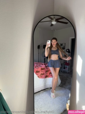 Madeline Prescott [ madeline-prescott ] - We started December very hot    I bonded for my Husband     Full sex