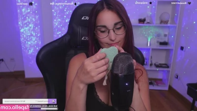 Raxell94 - Dee full videos  Over 40 minutes of action  One solo masturbation
