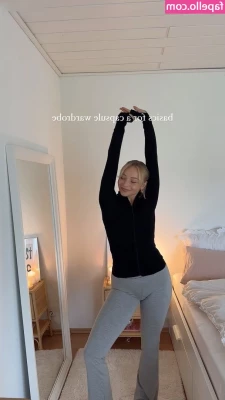 madlinee - How bad is the impulse to touch? 🖤