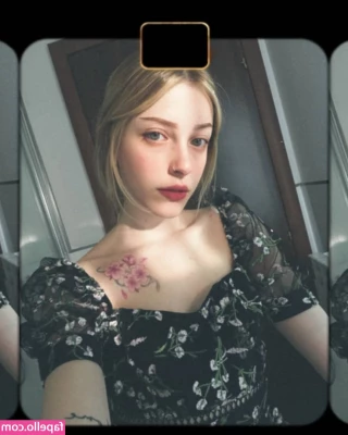  [ agnese-innocente ] - Would you eat my BIG ASS papi