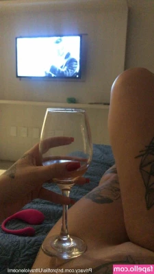 Ultraviolenceml - Wanna play with my ass, papi? 😈🍑 @foxxy702