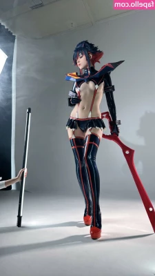 Shirogane_sama [ shirogane-sama-1 ] - Happy Titty Tuesday my loves 😘