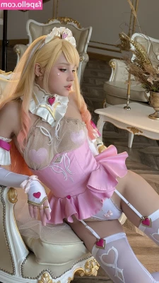 Shirogane_sama [ shirogane-sama-1 ] - Tip Menu    Personal Conversation   15   Personal photos   20   Video