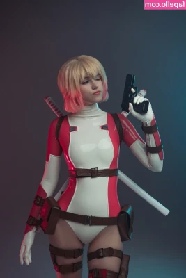 Shirogane_sama [ shirogane-sama-1 ] - Feeling cute and juicy today