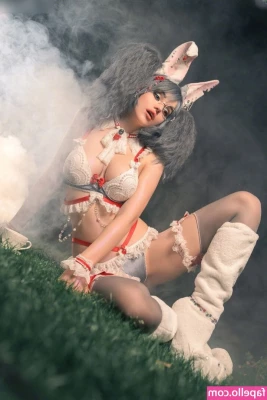 Shirogane_sama [ shirogane-sama-1 ] - Spicy Throw Back Thursdays   Posing in Vegas baby     tbt 01 2019