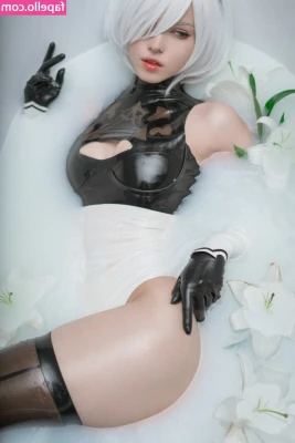 Shirogane_sama [ shirogane-sama-1 ] - Dying my hair red soon  excited to post more videos showing off the