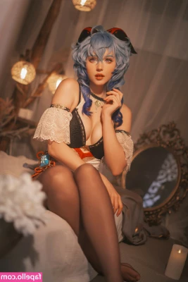 Shirogane_sama [ shirogane-sama-1 ] - Tongue goes where? 👅
