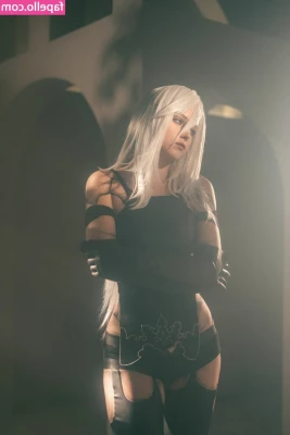 Shirogane_sama [ shirogane-sama-1 ] - 😇..Would you help me getting dress? ..or undress 😈?