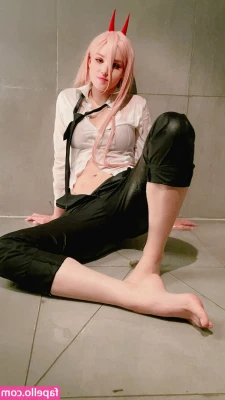 Shirogane_sama [ shirogane-sama-1 ] - Good morning from the girls! Who’s online and looking to cum today?