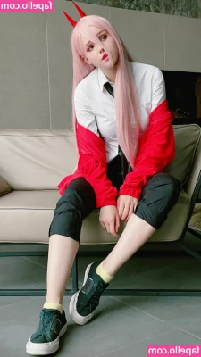 Shirogane_sama [ shirogane-sama-1 ] - Thirsty Thursday   and my mouth is watering   Is that cock hard