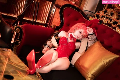 g44gallery - One more