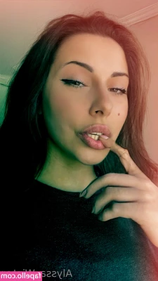 alyssa_wintervip [ alyssa-wintervip ] - Some cute pussy for you this morning