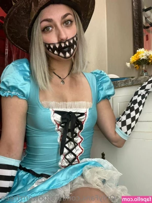 starpowerrrfreee - I am finally starting to feel a little better!!  How are you baby?