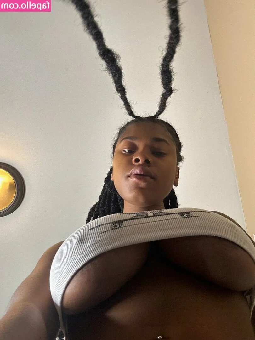 Yunique - Christmas Headddd New Videoooo ❤️‍🔥💦🥵🥵🥵 Come