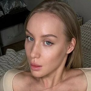 asya-bunny