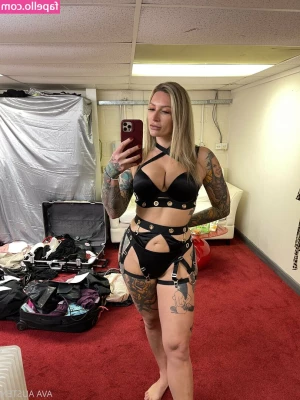 ava_austen [ ava-austen-1 ] - Joi ass in your face💦4K HD