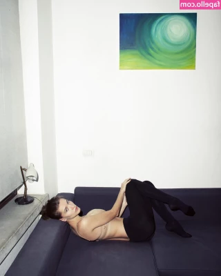 Andrea Olivo [ andrea-olivo ] - I had a dream last night and woke up literally dripping