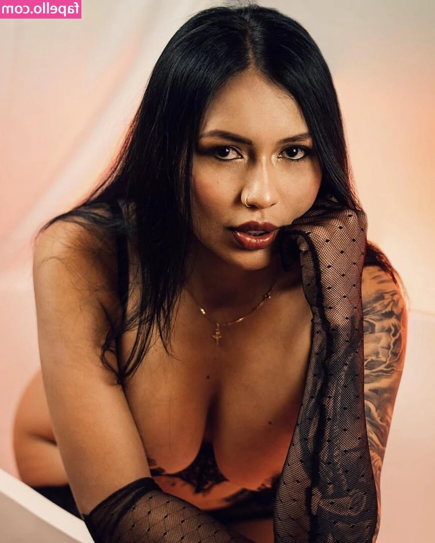 Qatecorrea - I just fucked my bf bestfriend 🤫💦💦🙊 will you last?