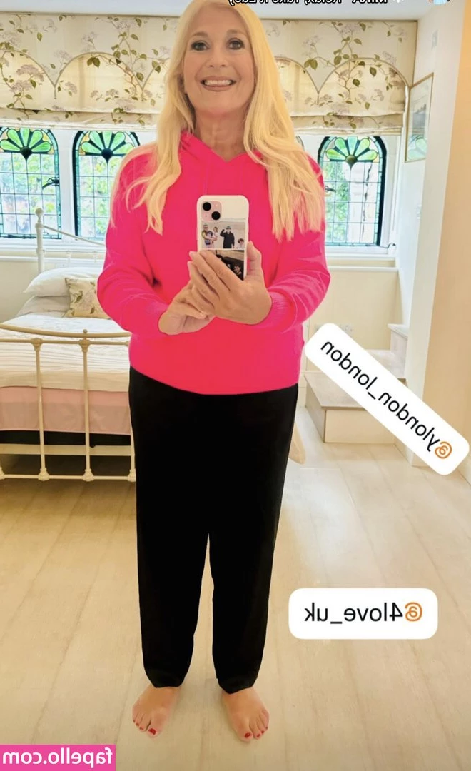 Vanessa Feltz [ vanessa-feltz ] - Hi  I m new here