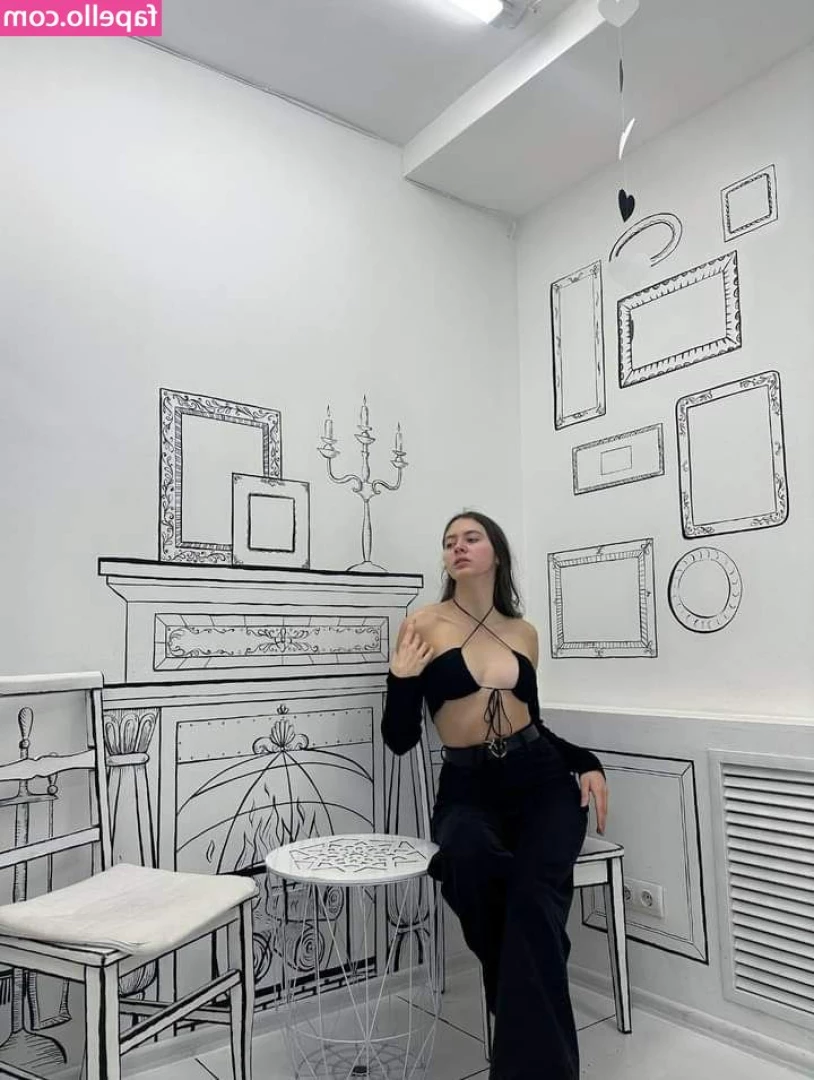 Stefania Deriabina [ stefania-deriabina ] - A heads up for everyone, im on vacation for the next couple of weeks!