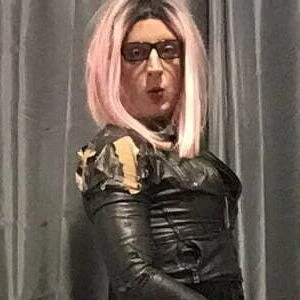 cdcarlyxo