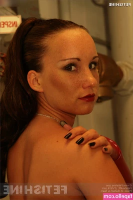 Vanessa Pur [ vanessa-pur-27 ] - I love it when sunlight hits my bare skin  But not mosquitoes  they