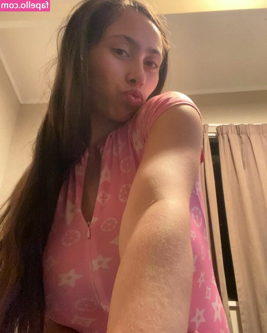 te_ana_birch [ te-ana-birch ] - Wanna do some cardio workout with me?