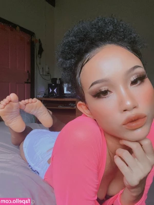goddessnutty2 - I swear, every time I went to the bathroom i'd take the opportunity