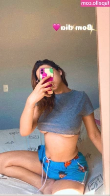Sarah Beatriz [ sarah-beatriz ] - Welcome to my OnlyFans    So glad you re here   I m all about good