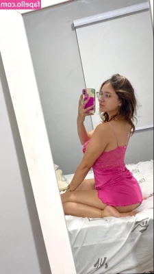 Sarah Beatriz [ sarah-beatriz ] - Nice dinner