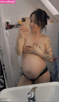 Mrs_Lindsay0206 [ mrs-lindsay0206-3 ] - Peek a boo